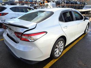 2017 Toyota Camry ASV70R image 3