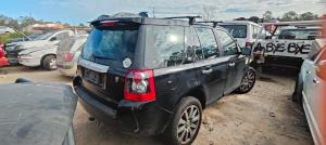 2010 Land Rover Discovery image 3
