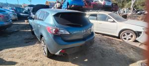2011 Mazda 3 image 3