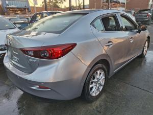 2016 Mazda 3 BN image 3