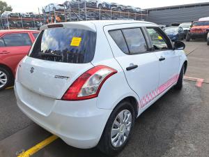 2011 Suzuki Swift FZ image 3