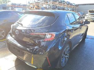 2019 Toyota Corolla ZWE211R image 3