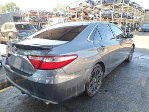 2017 Toyota Camry ASV50R image 3