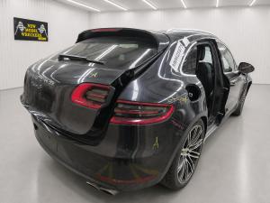2016 Porsche Macan 3.0DT CTBA AUTO 7SPD 4WD S image 3