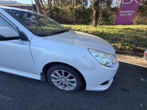 2012 Subaru Liberty image 3