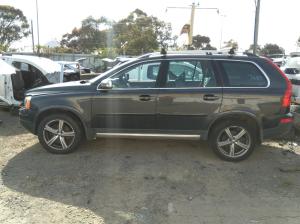 2010 Volvo Xc90 image 3