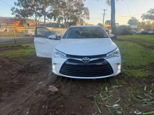 2017 Toyota Camry image 3