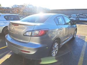 2011 Mazda 3 BL image 3