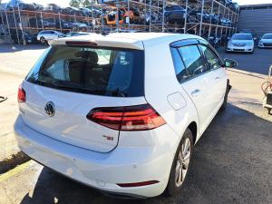 2018 Volkswagen Golf A7 image 3