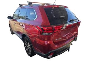2017 Mitsubishi Outlander ZK LS image 3