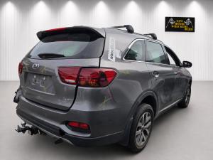 2018 Kia Sorento 3.5L G6DC AUTO 8SPD FWD SPORT image 3