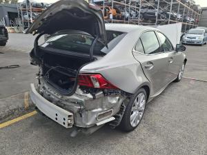 2015 Lexus Is30 Series AVE30R image 3