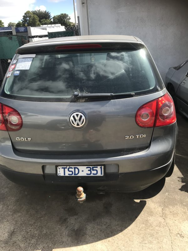 2005 Volkswagen Golf VIC image 3