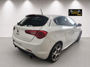2014 Alfa Romeo Giulietta 1.7T 940A1000 MAN 6SPD FWD QV image 3