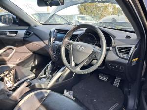 2013 Hyundai Veloster FS image 3