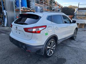 2017 Nissan Qashqai J11 image 3