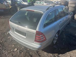 2005 Mercedes Benz C200 KOMPRESSOR AVANTGARDE image 3