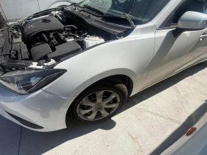 2015 Mazda 3 image 3