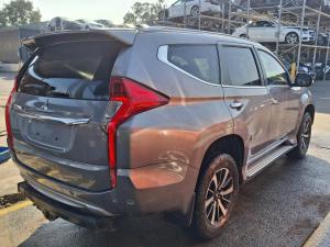 2018 Mitsubishi Pajero QE image 3