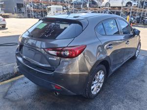 2015 Mazda 3 BM image 3