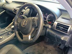 2016 Lexus Is200 XE30 image 3