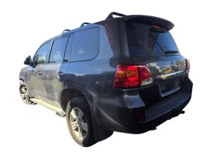 2014 Toyota Land Cruiser VDJ200R GXL image 3