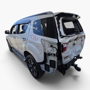 2019 Isuzu Mu-x 85GGR LS-T image 3