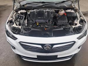 2018 Holden Commodore ZB image 3
