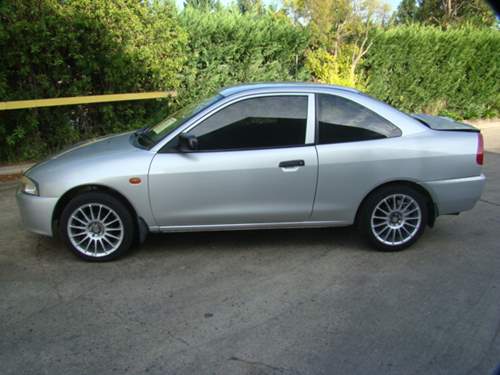 mitsubishi Lancer CEII GLI 02 2002 Parts & Wrecking