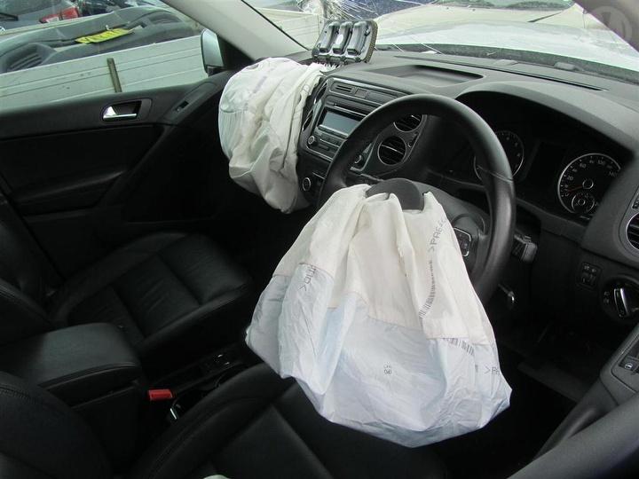 volkswagen Tiguan 2.0L CCZD 04 2012 Parts & Wrecking