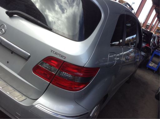 mercedes benz B200 W245 2.0L M266.980 2010 Parts & Wrecking
