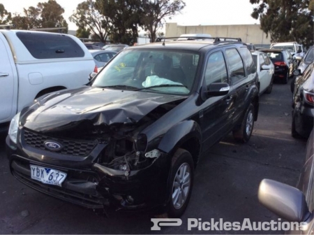 ford Escape Oct 2010 Parts & Wrecking