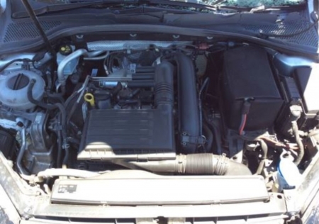 volkswagen Golf Feb 2014 Parts & Wrecking