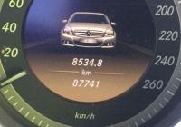 2011 Mercedes Benz C200 Cgi W204 FACELIFT image 3