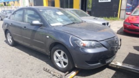 mazda 3 Maxx 2005 Parts & Wrecking