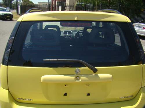 holden Cruze 2004 Parts & Wrecking