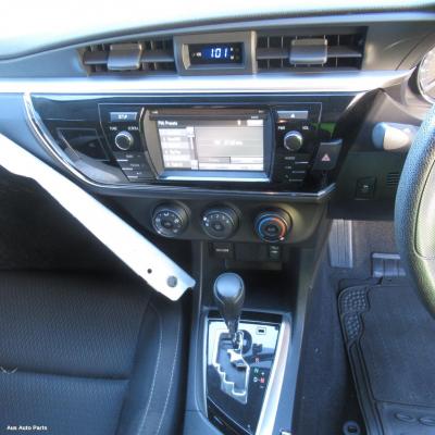 2013 Toyota Corolla ZRE172 image 4