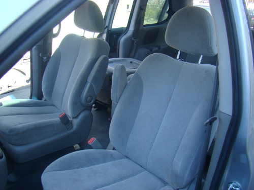 kia Carnival Jul 2010 Parts & Wrecking