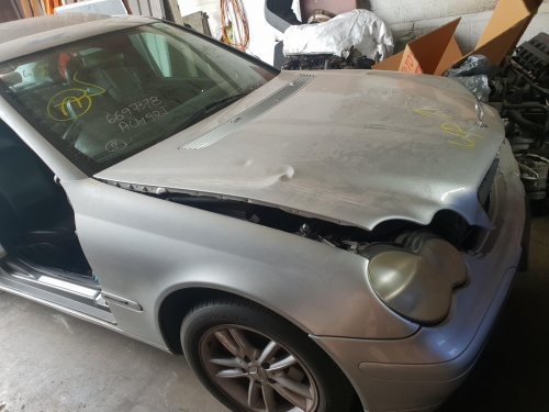 mercedes benz C200 203 2001 Parts & Wrecking