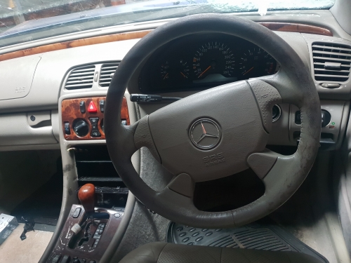 mercedes benz Clk320 1999 Parts & Wrecking