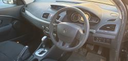 2011 Renault Megane X32 image 4