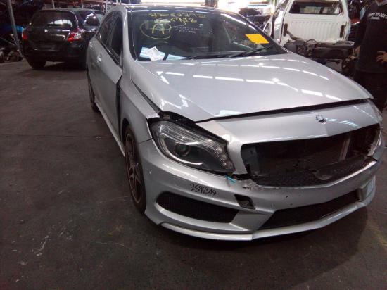 mercedes benz BLUE EFFICIENCY Feb 2013 Parts & Wrecking