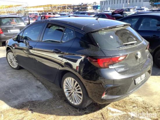 holden Astra BK Feb 2018 Parts & Wrecking