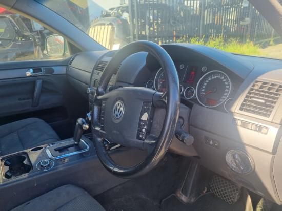 volkswagen Tourag Auto V6 2004 Parts & Wrecking