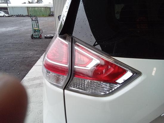 nissan ST AWD 5 SEAT May 2016 Parts & Wrecking