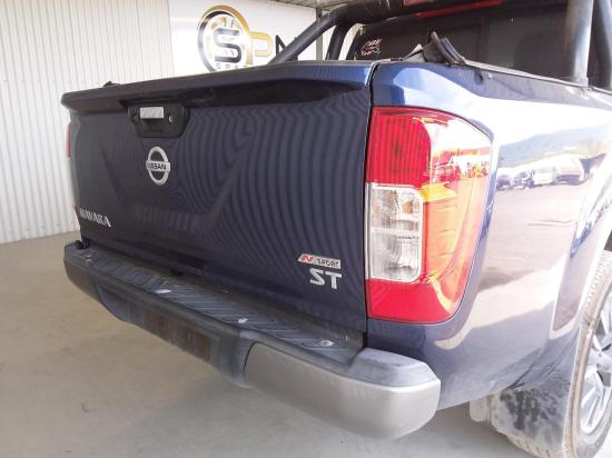 nissan NP300 4X4 ST Apr 2017 Parts & Wrecking