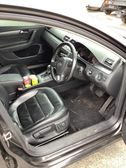 2012 Volkswagen Passat Wagon image 4