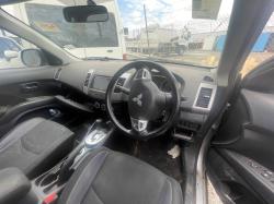 2007 Mitsubishi image 4