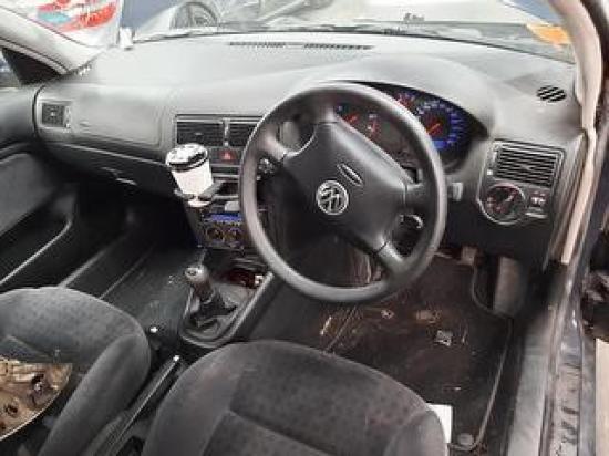 volkswagen Golf 2001 Parts & Wrecking