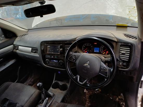 mitsubishi Outlander Apr 2016 Parts & Wrecking